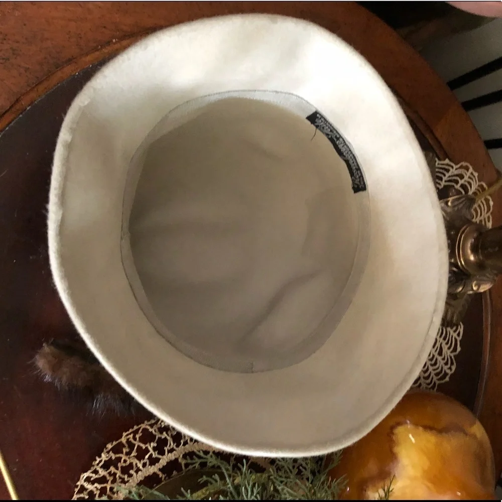 Vintage Gray Wool Hat with Mink Embellishment - Picture 10 of 11
